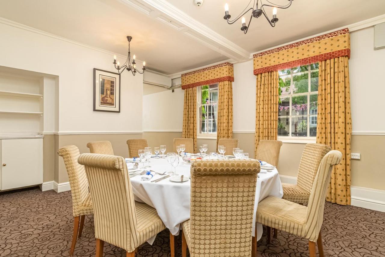 Mercure Salisbury White Hart Hotel & Apartments מראה חיצוני תמונה