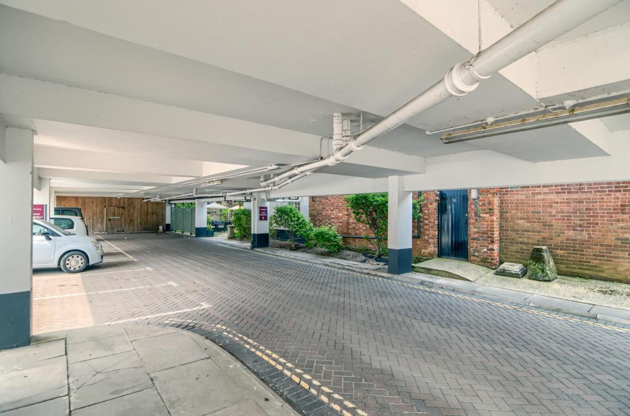 Mercure Salisbury White Hart Hotel & Apartments מראה חיצוני תמונה